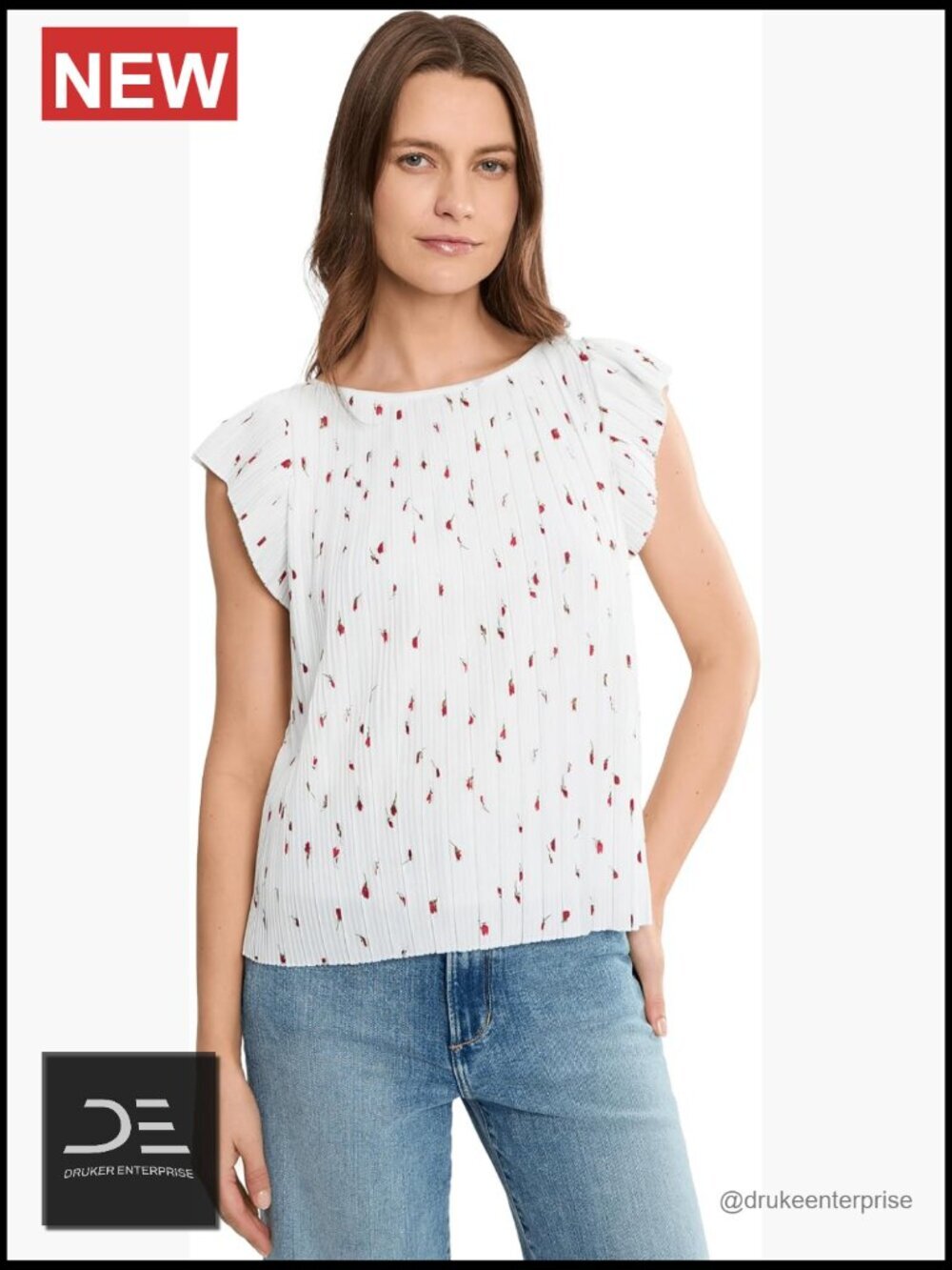 Flutter Sleeve Boat Neck Knit Top in White/Red Floral